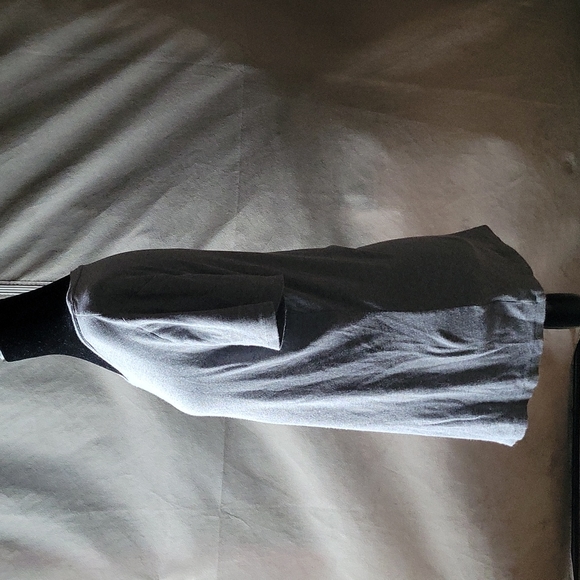 Time and Tru XL gray t-shirt - Picture 5 of 6